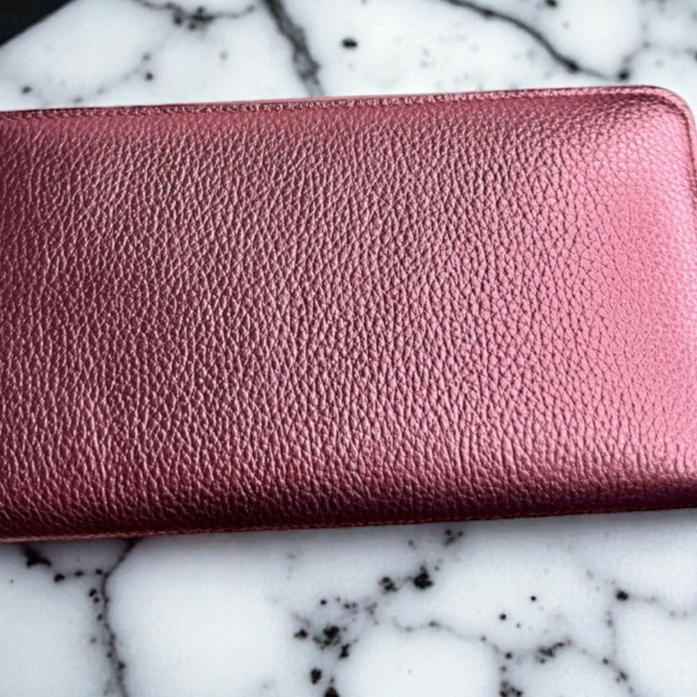 Jimmy Choo Peony Metallic Embossed Logo Zip Around Wallet - Picture 2 of 5